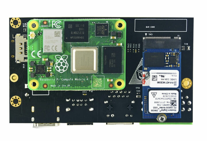 EdgeBox-RPI4树莓派CM4工业控制板（背面）
