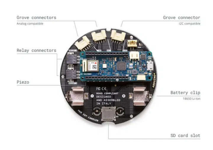 安装了Arduino MKR wifi 1010板的Arduino MKR载板