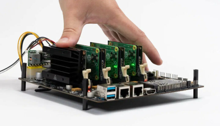 Turing Pi 2 mini-ITX集群板