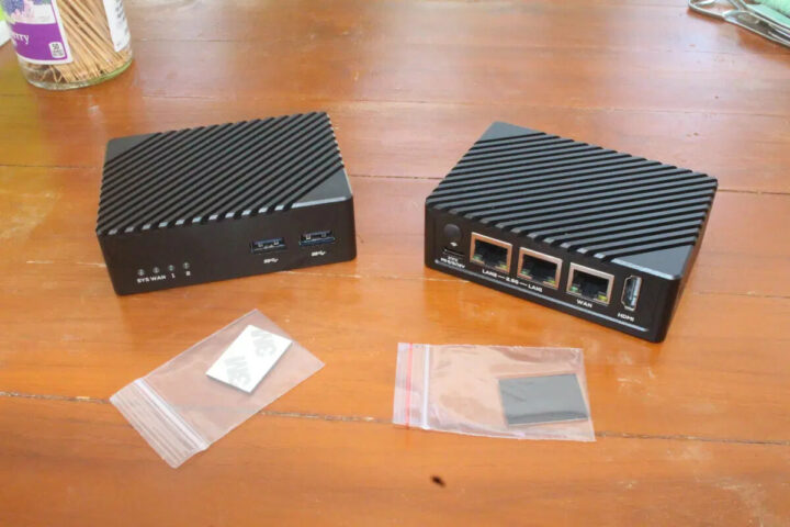带金属外壳SSD和散热垫的NanoPi R5S