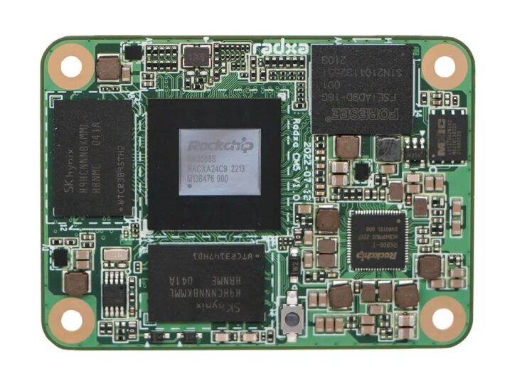 与树莓派CM4兼容、配置瑞芯微RK3588S模块的的Radxa CM5