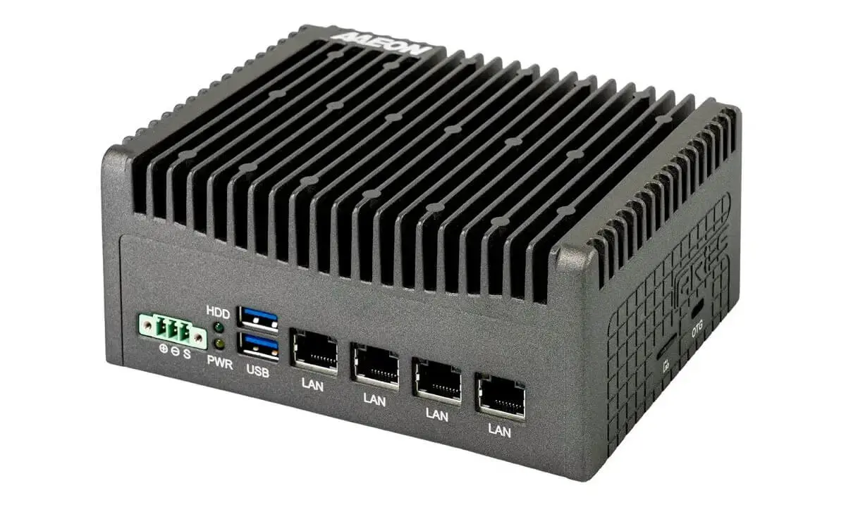 配备华为 Atlas 200 AI 模组的研扬 ARES-500AI